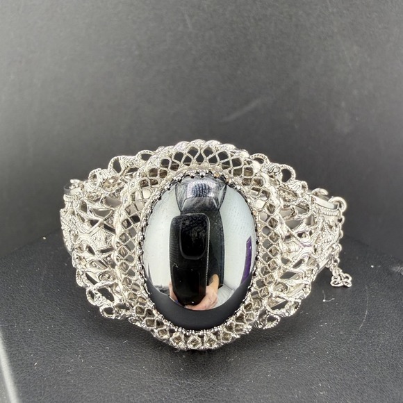 Whiting & Davis Jewelry - Vintage Whiting & Davis Bangle Bracelet Hematite Silver Tone 6.5